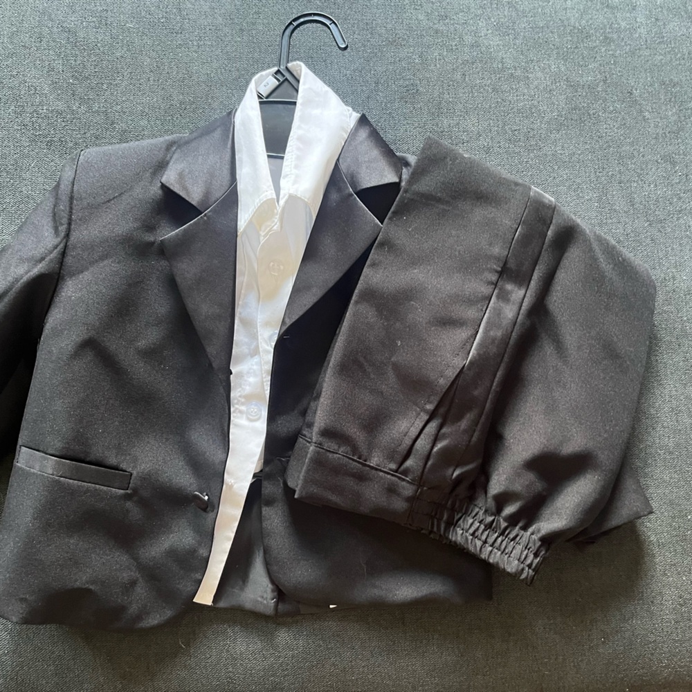 2t boys suit